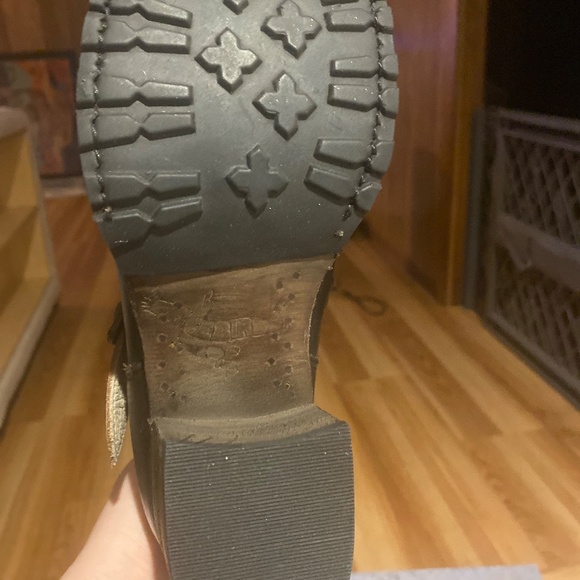 Carlito- Freebird by Steven - Picture 3 of 4